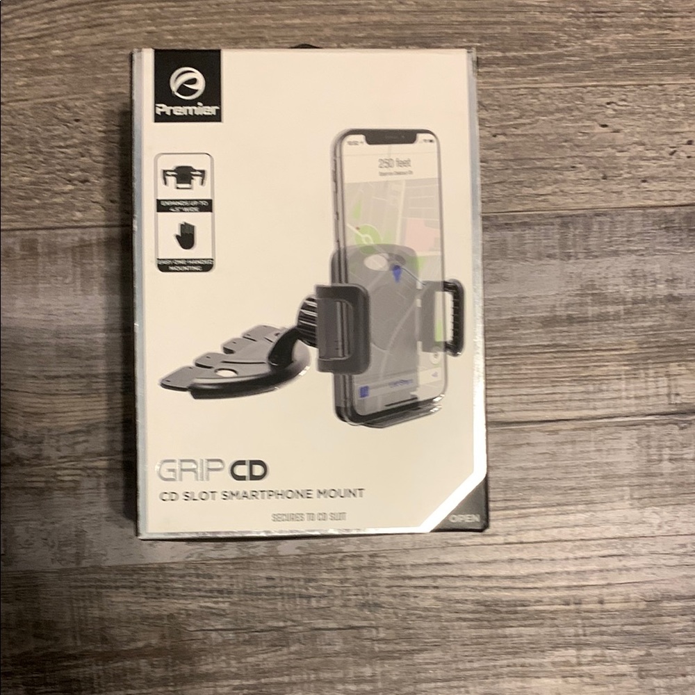 5/$25 NIB Phone mount for car